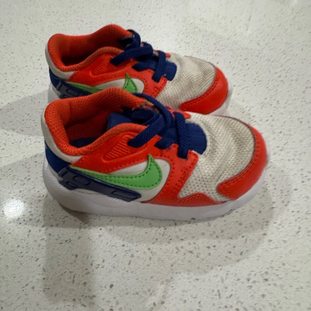 Nike Toddler LD Victory TDE 'Team Orange Blue Green' Size 6C EUC